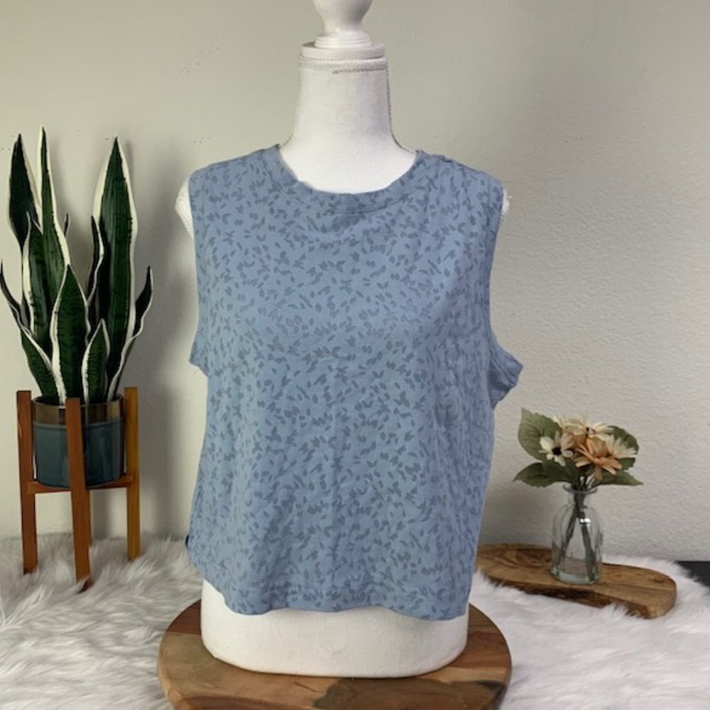 NWT Light Blue Transparent Fleck Cropped Active Tank Top - All in Motion